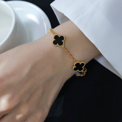 [Everoly JW]  CLOVER 5 MOTIF ONYXS BRACELET COLLECTION