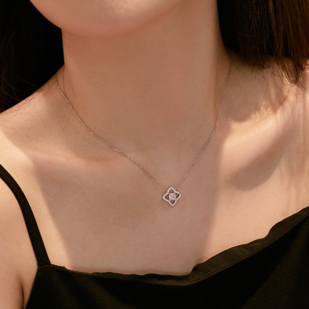 [Olivia JW]Exquisite Flower Shape Princess Cut Necklace