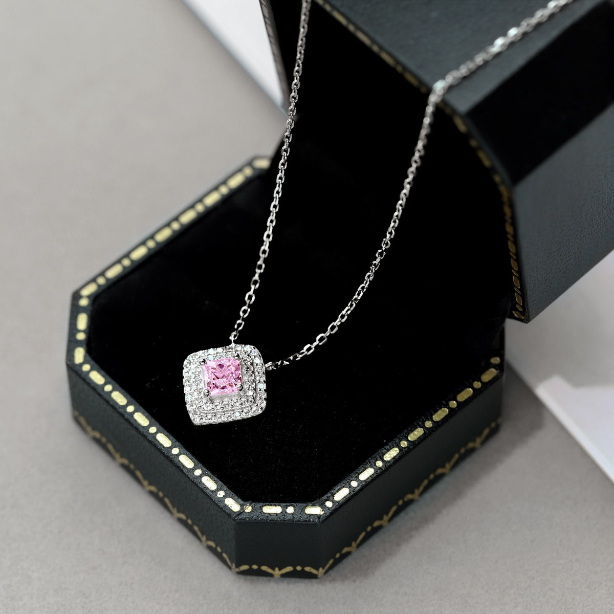 [Olivia JW]Sparkling Asscher Cut Necklace