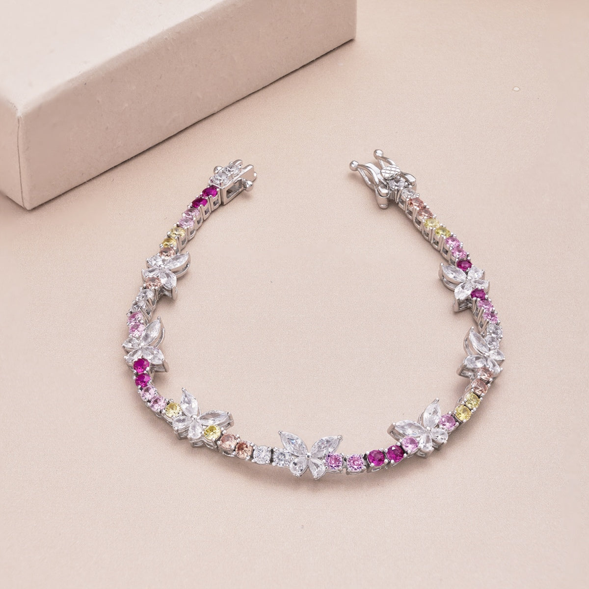 [Olivia JW]Ornate Colorful Butterfly Shape Round Cut Daily Bracelet