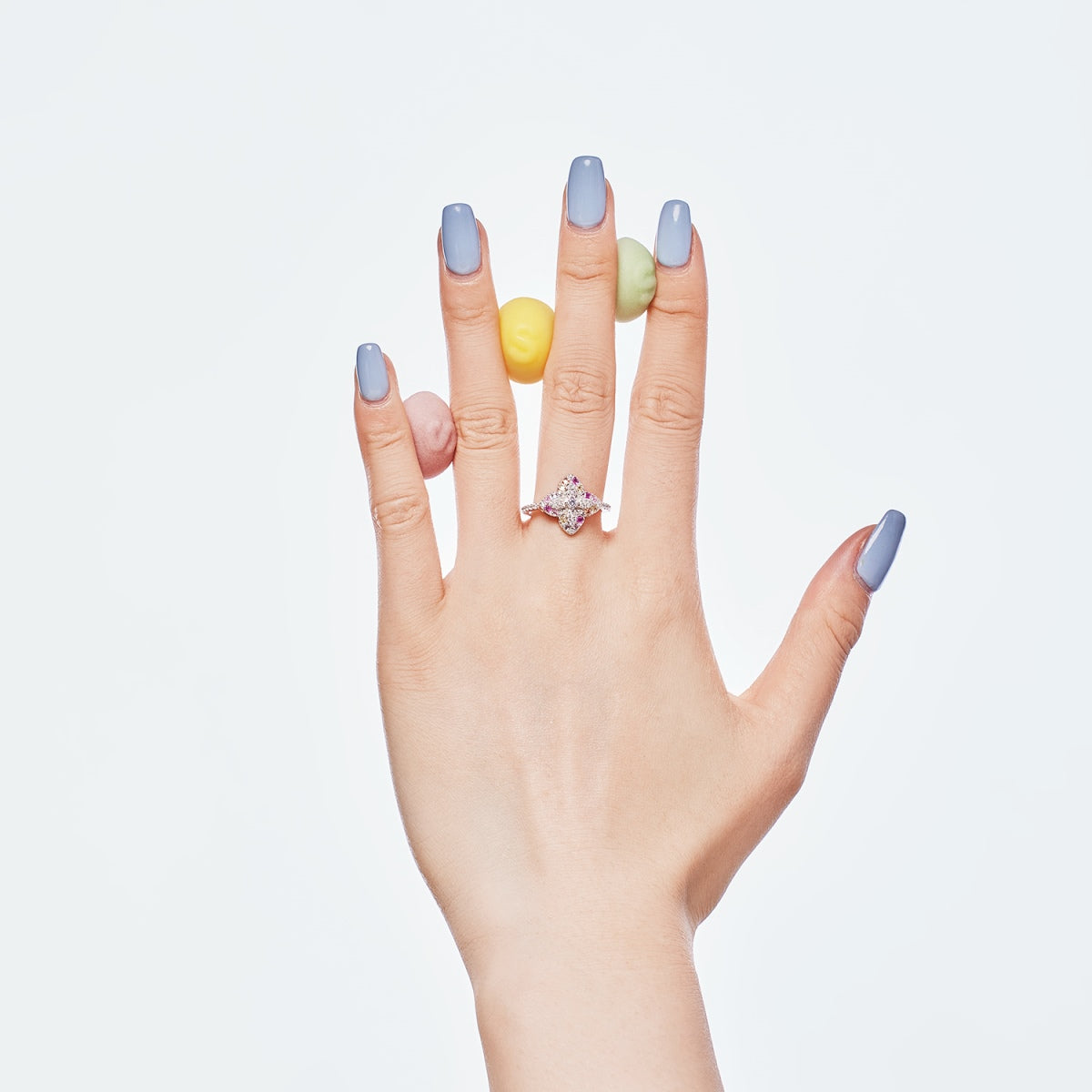 [Olivia JW]Luxurious Colorful Flower Shape Banquet Ring