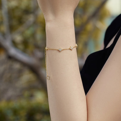 [Everoly JW]Vierblättriges Kleeblatt-Armband mit hohlem Schmetterling