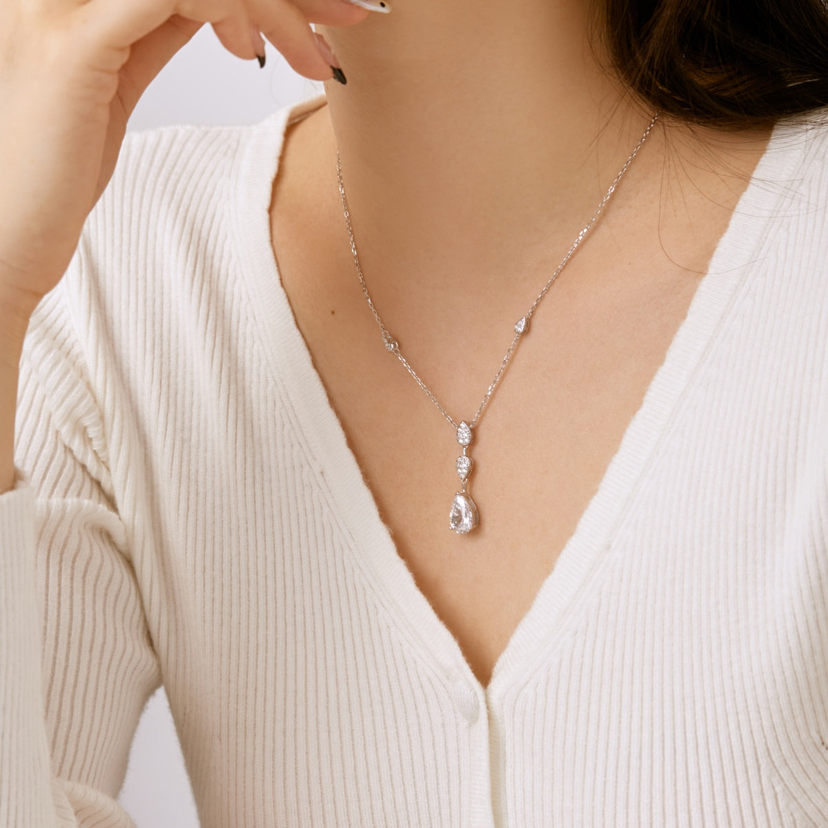 [Olivia JW]Dazzling Pear Cut Necklace