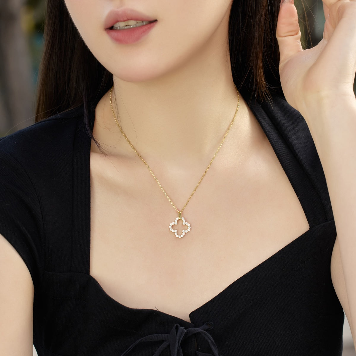 [Everoly JW]四つ葉のクローバー中空デザイン 絶妙なネックレス