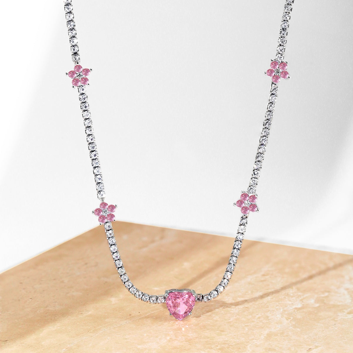 [Olivia JW]Dazzling Pink Heart Flower Necklace