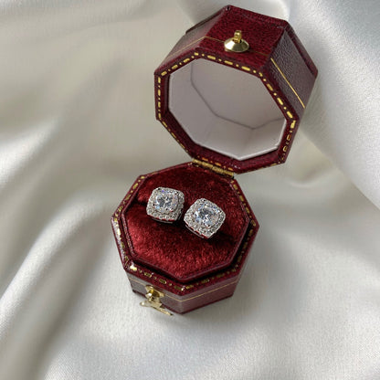 [Olivia JW]Classic Round Center Stone Stud Earrings
