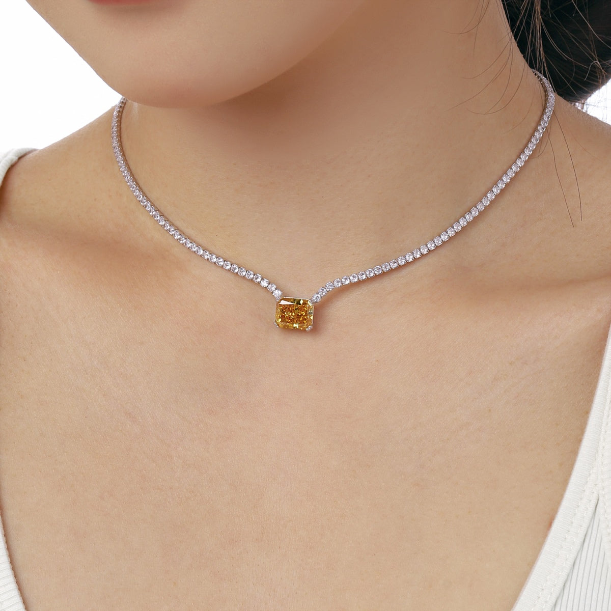 [Olivia JW]4.0 Carat Elegant Radiant Cut Necklace