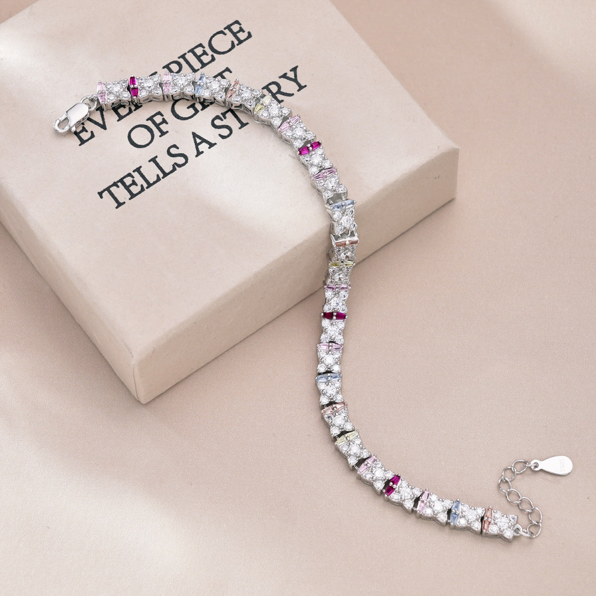[Olivia JW]Unique Colorful Flower Shape Daily Bracelet