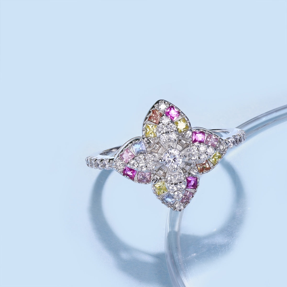 [Olivia JW]Luxurious Colorful Flower Shape Banquet Ring