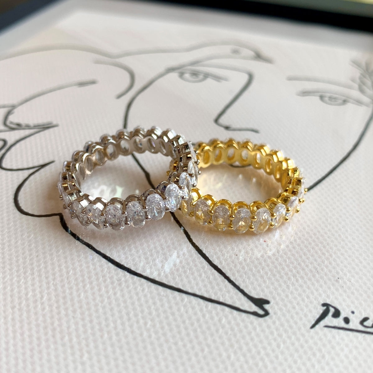 [Everoly JW] Verzierter Tennisring mit ovalem Schliff