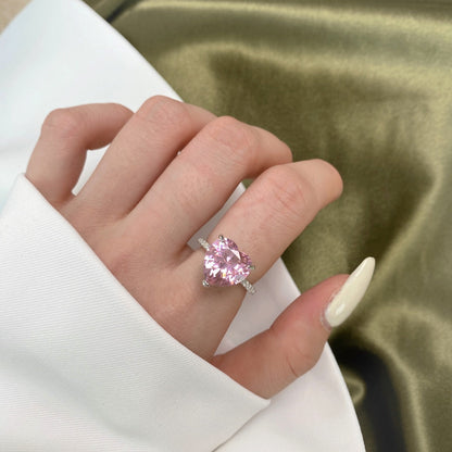[Everoly JW] 6,0 Karat luxuriöser funkelnder romantischer Herzschliff-Liebhaberring