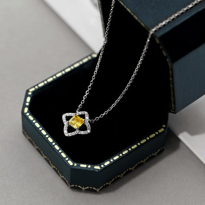 [Everoly JW]Exquisite Halskette in Blumenform mit Prinzessschliff
