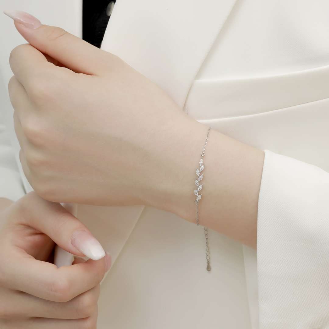[Olivia JW]Elegant Wheat Leaves Shape Bracelet