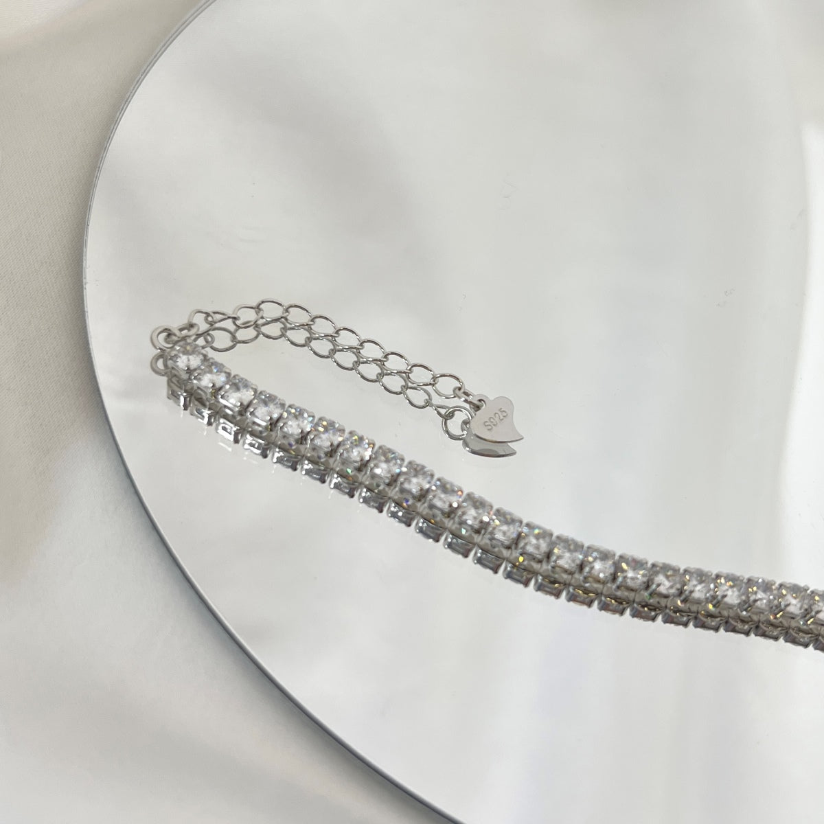 [Everoly JW] Funkelndes Armband im Rundschliff