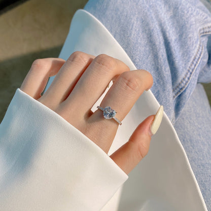 [Olivia JW]2.0 Carat Dazzling Lustrous Heart Cut Lover Ring