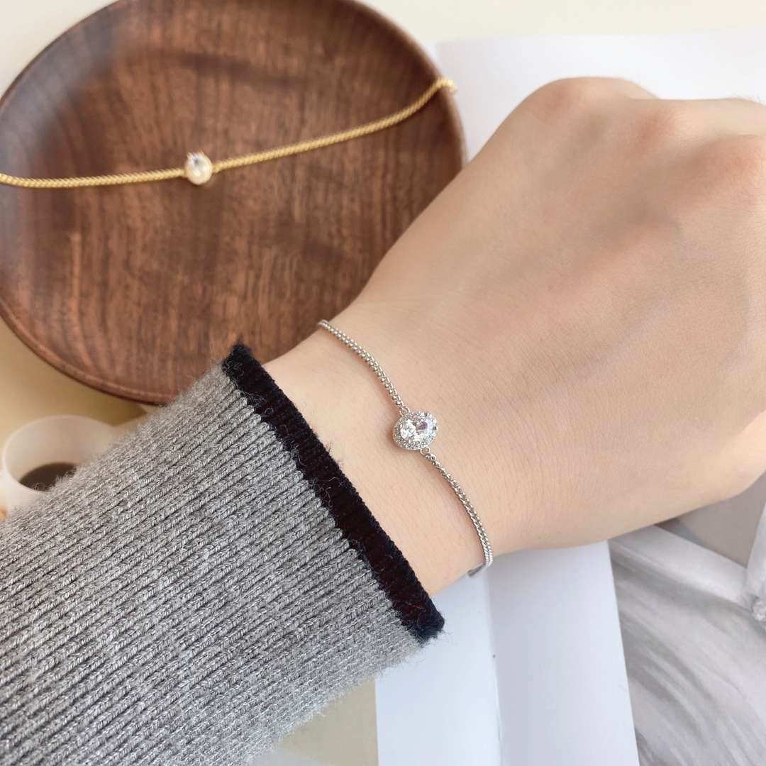 [Olivia JW]Exquisite Oval Shape Bracelet