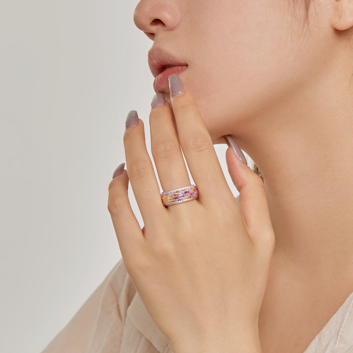 [Everoly JW] Strahlender bunter Radiant Cut Tagesring