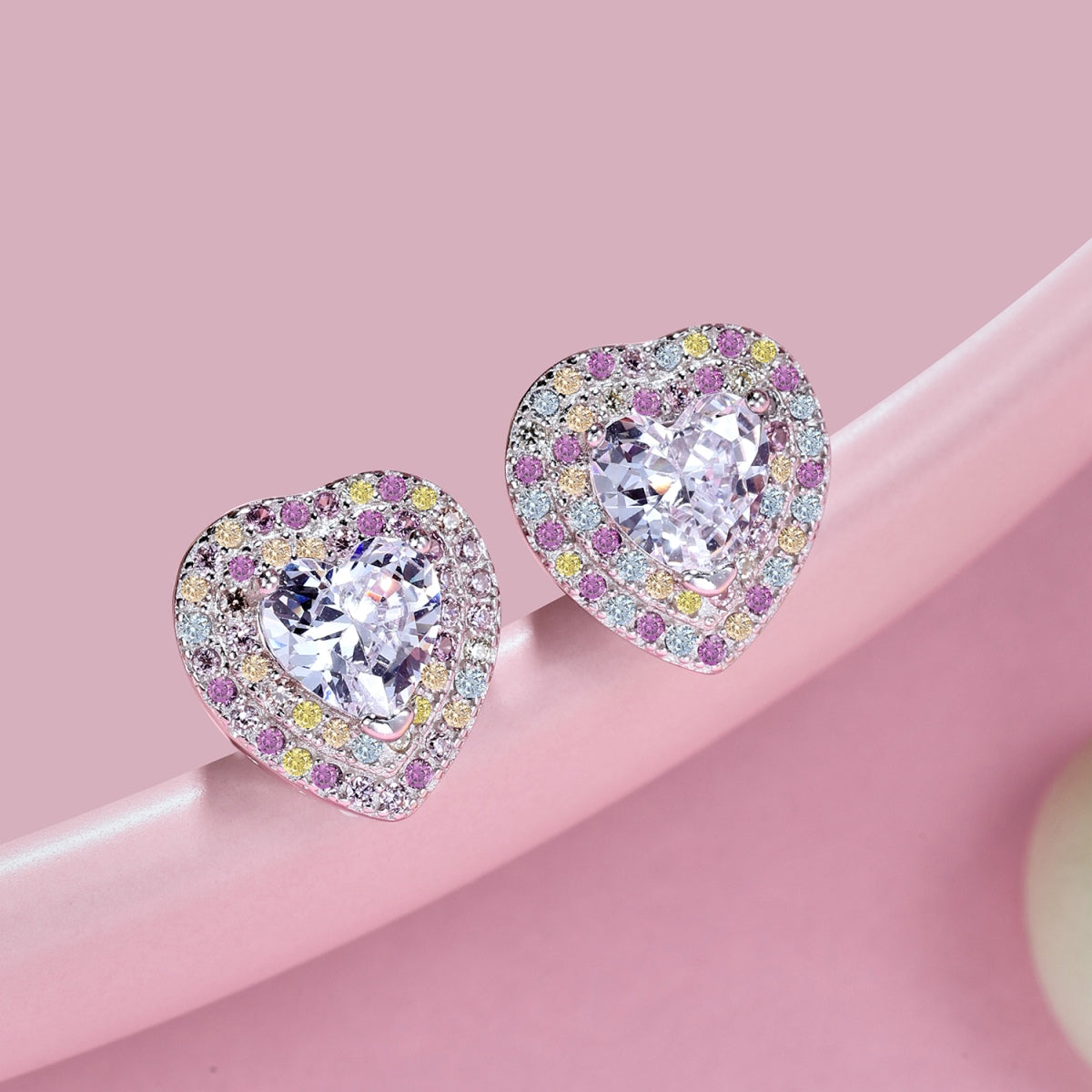 [Olivia JW]Dazzling Heart Shape Lover Earrings