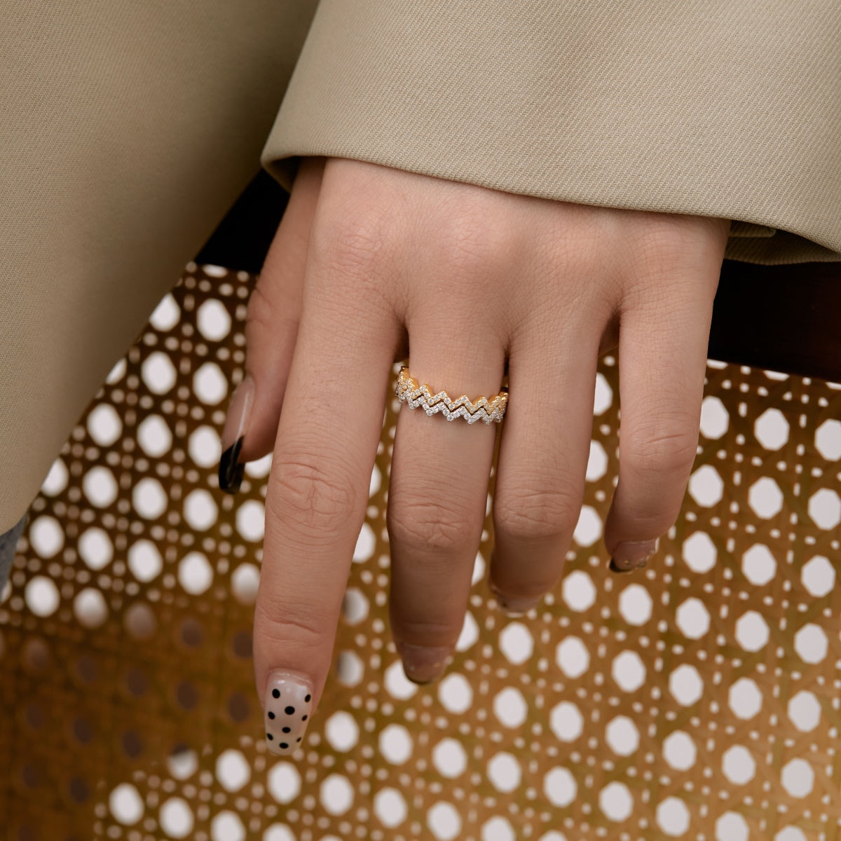 [Olivia JW]Delicate Enchanting Wave Shape Daily Ring