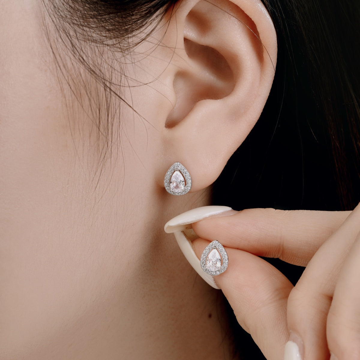 [Olivia JW]Luxurious Water Drop Shape Earrings