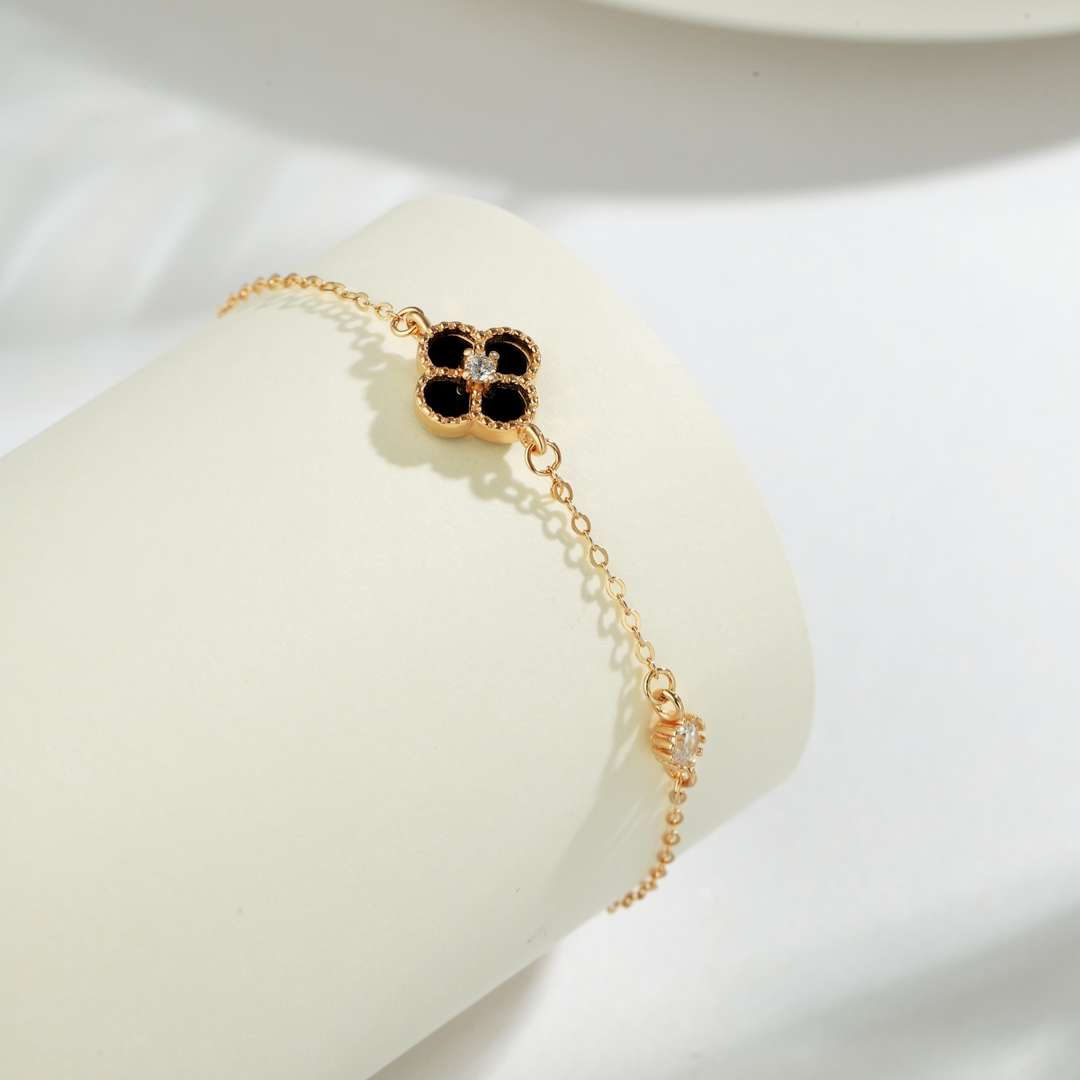 [Everoly JW]Zartes vierblättriges Kleeblatt-Armband
