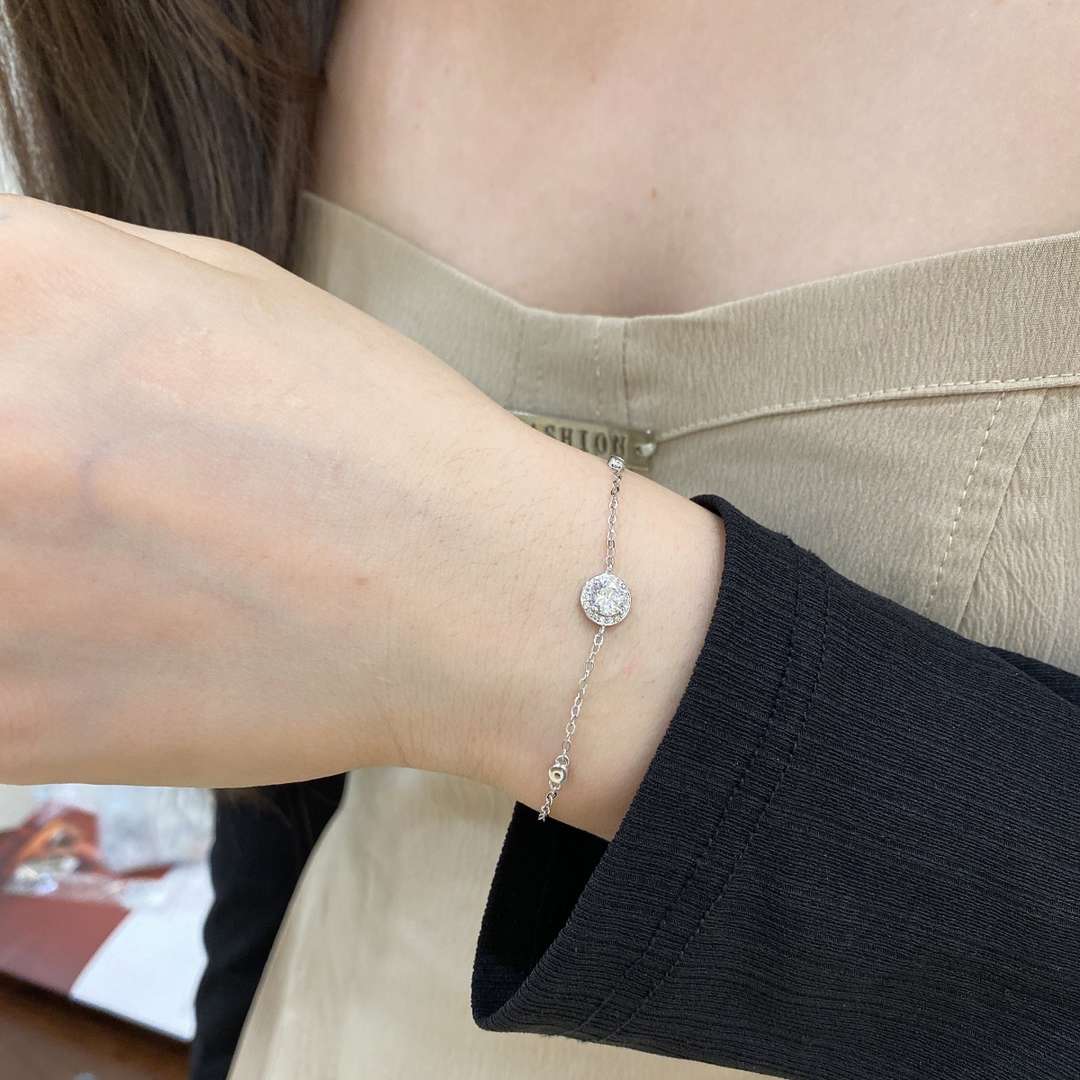 [Olivia JW]Dazzling Round Cut Shape Bracelet