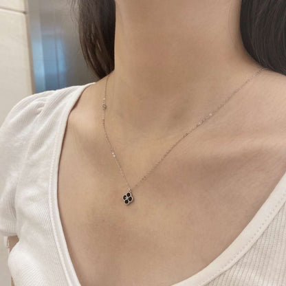 [Olivia JW]Delicate Flower Shape Necklace