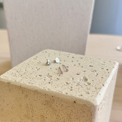 [Olivia JW]Delicate Solitaire Earrings