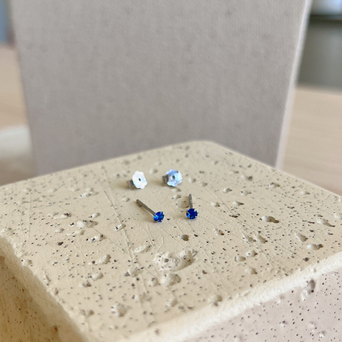 [Olivia JW]Delicate Solitaire Earrings
