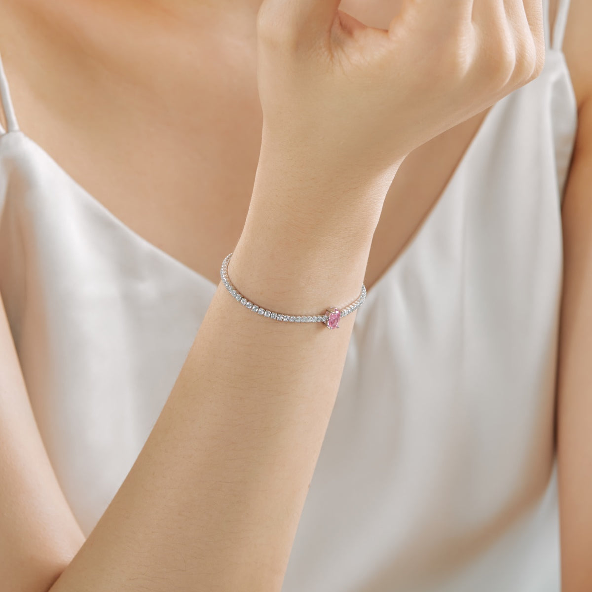 [Olivia JW]0.75 Carat Exquisite Oval Cut Daily Bracelet