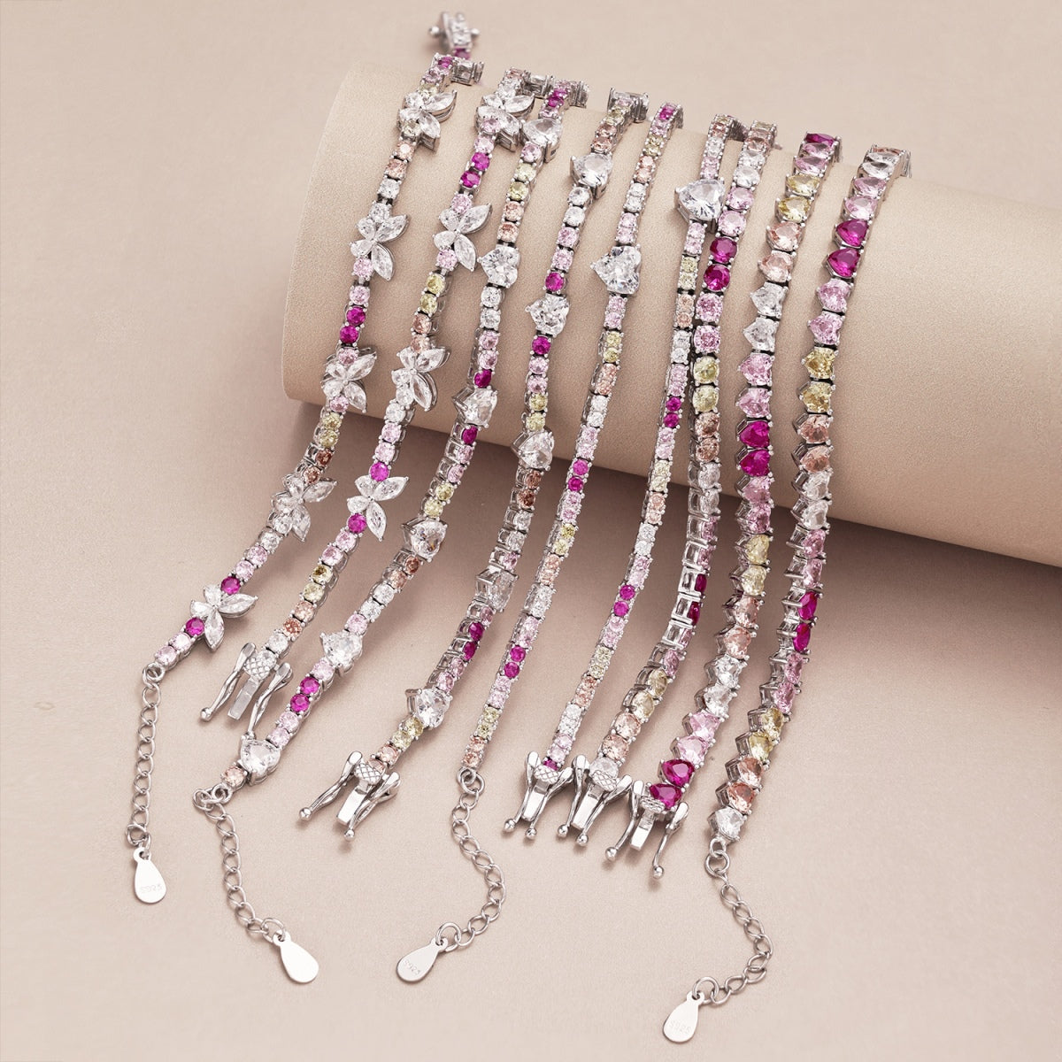 [Olivia JW]Romantic Heart Shape Round Cut Lover Bracelet
