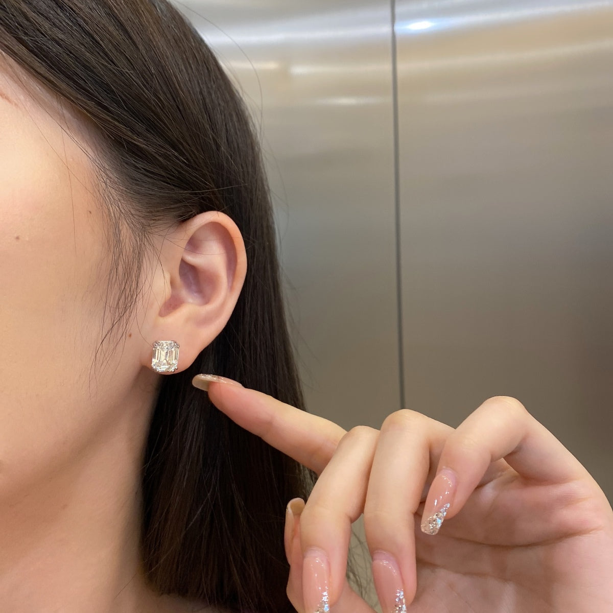 [Olivia JW]Dazzling Square Shape Earrings