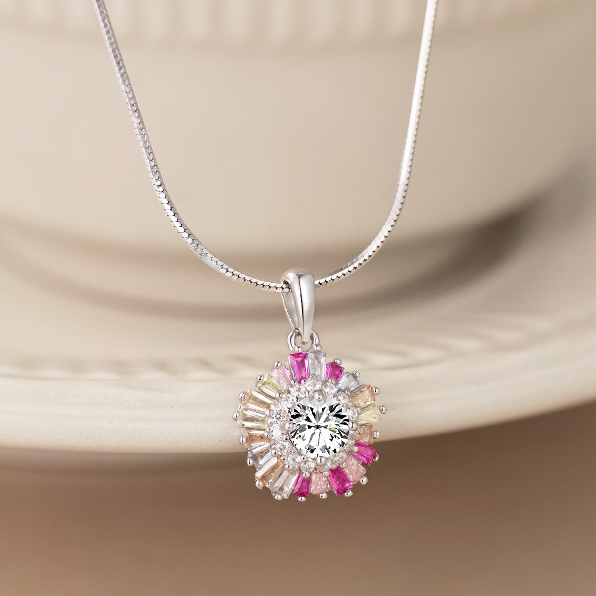 [Olivia JW]Charming Flower Colorful Necklace