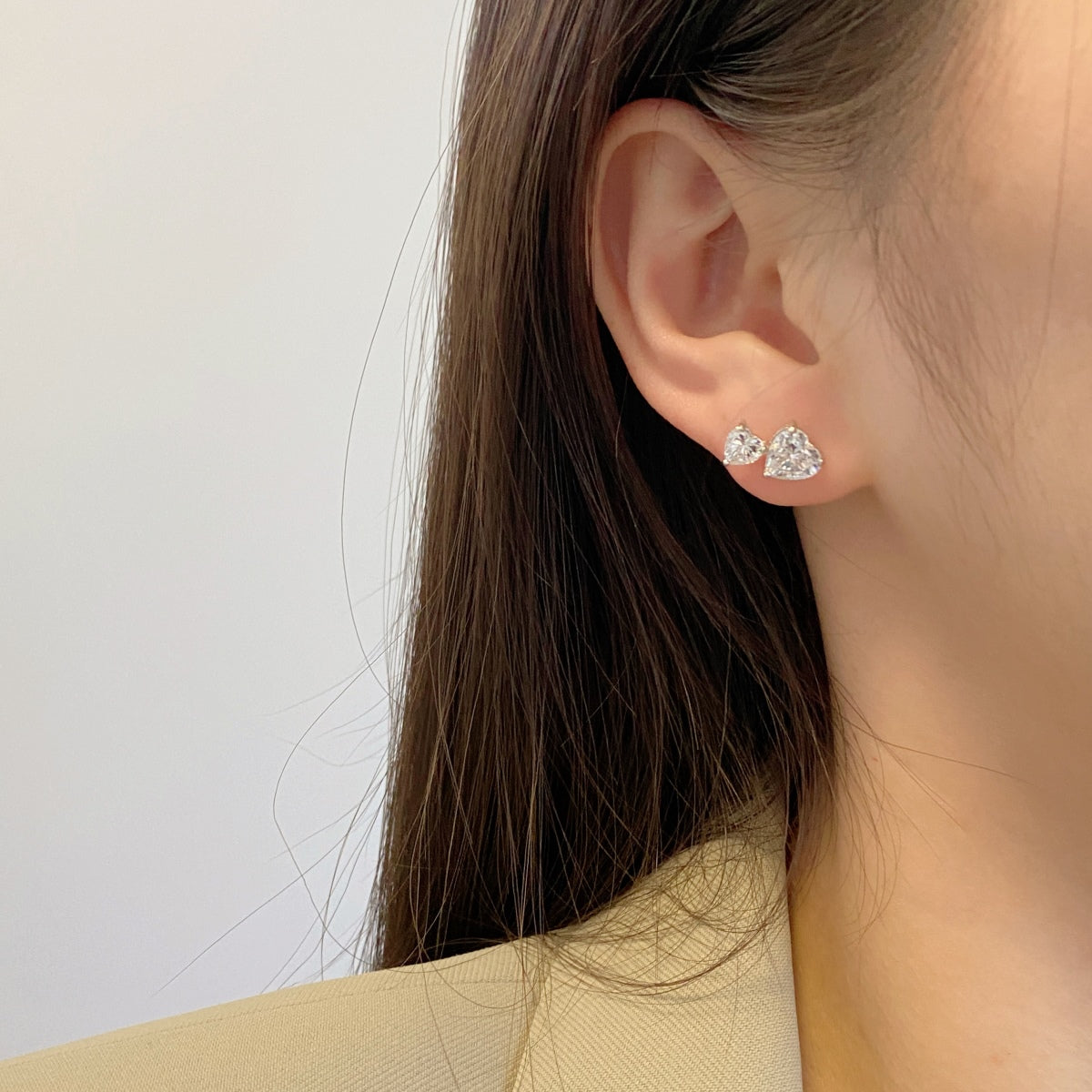 [Olivia JW]Double Heart-Shape Classic Princess Style Earrings
