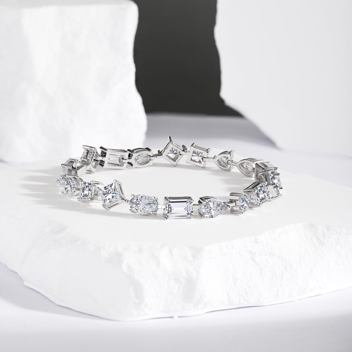 [Everoly JW]Unique Exquisite Multi Cut Daily Bracelet