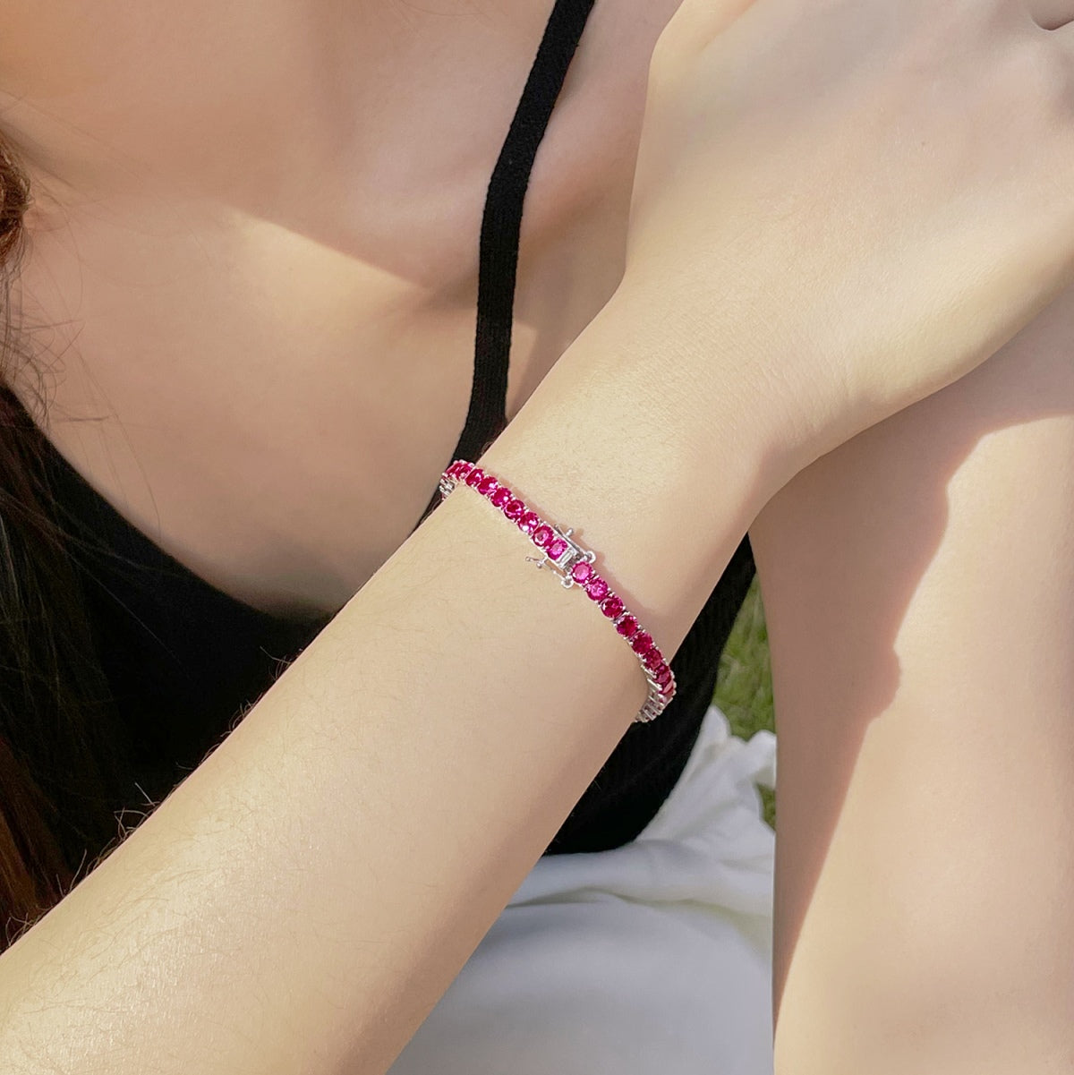 [Everoly JW] Strahlend buntes Party-Armband im Rundschliff