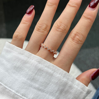 [Olivia JW]Delicate Enchanting Wave Shape Daily Ring