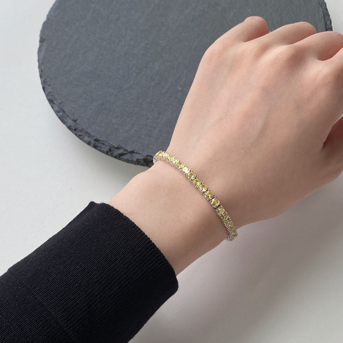[Olivia JW]Ornate Dazzling Round Cut Tennis Bracelet