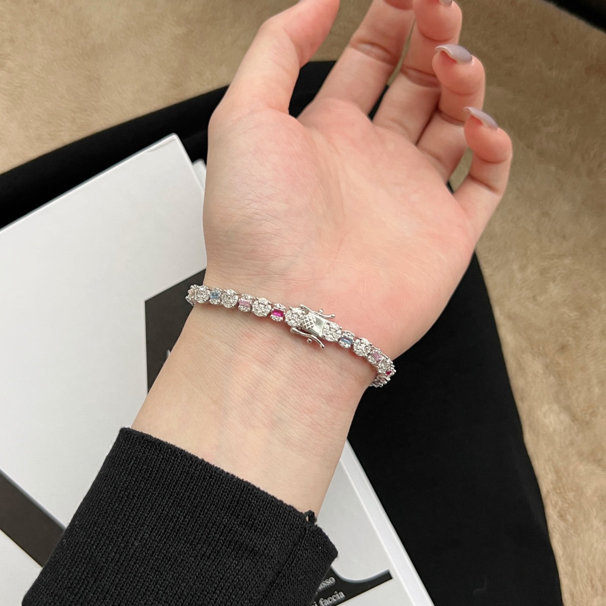 [Everoly JW]まばゆい輝きのマルチカットデイリーブレスレット