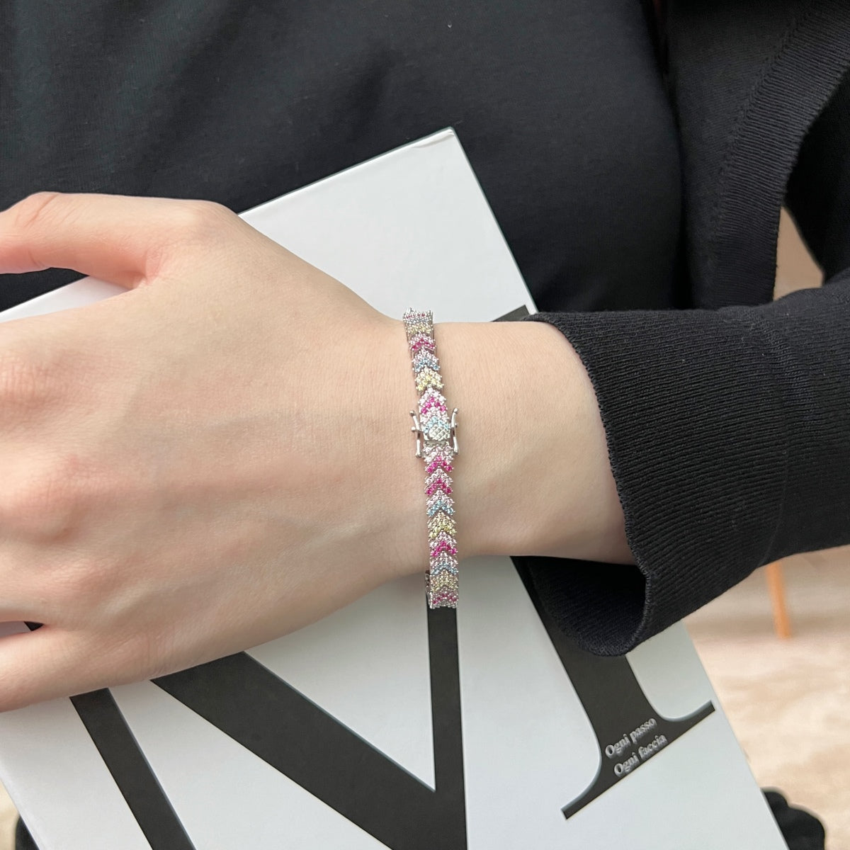 [Olivia JW]Ornate Sparkling Round Cut Party Bracelet