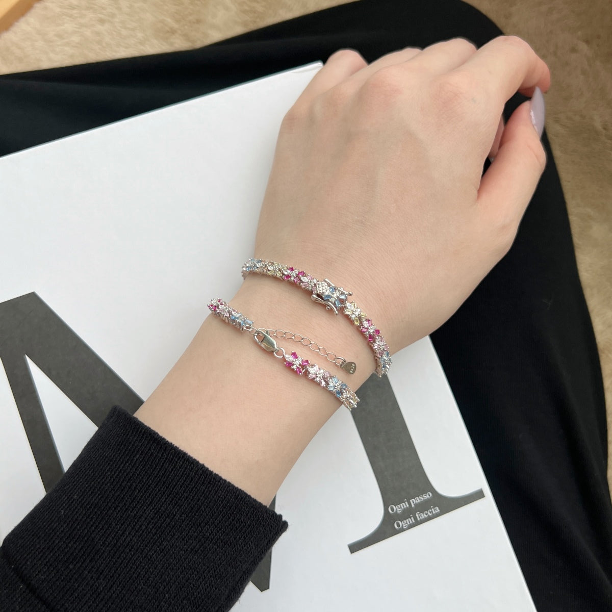 [Everoly JW] Strahlend buntes Party-Armband im Smaragdschliff