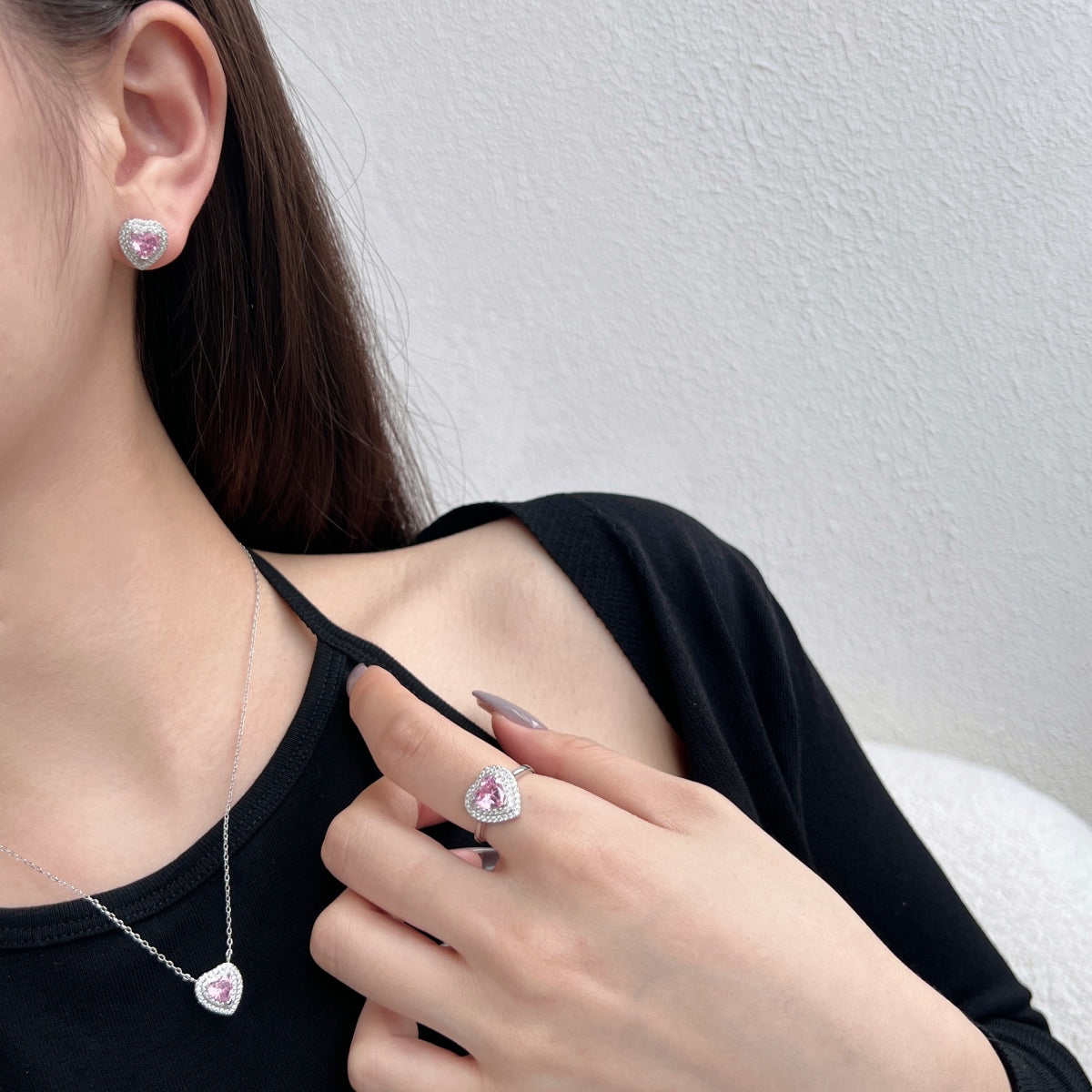 [Olivia JW]Dazzling Heart Shape Lover Earrings