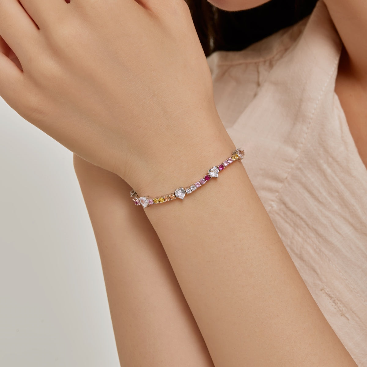 [Olivia JW]Romantic Heart Shape Round Cut Lover Bracelet