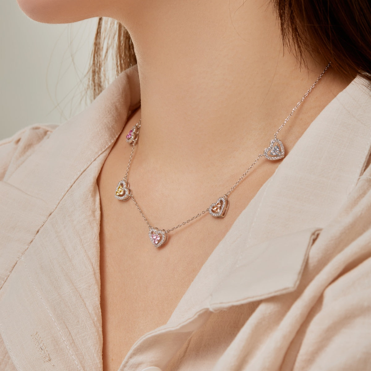 [Olivia JW]Sparkling Five Heart Necklace