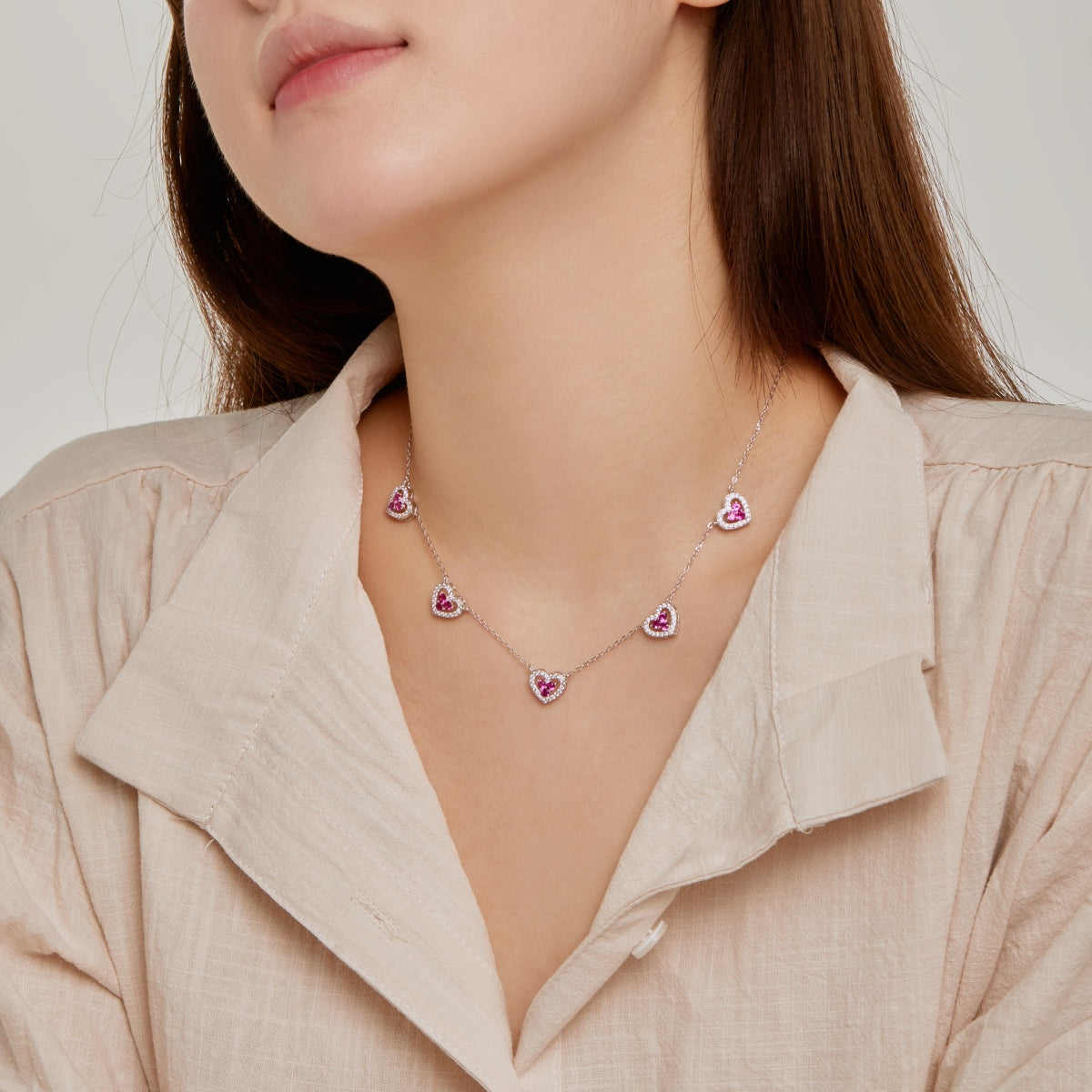 [Olivia JW]Sparkling Five Heart Necklace