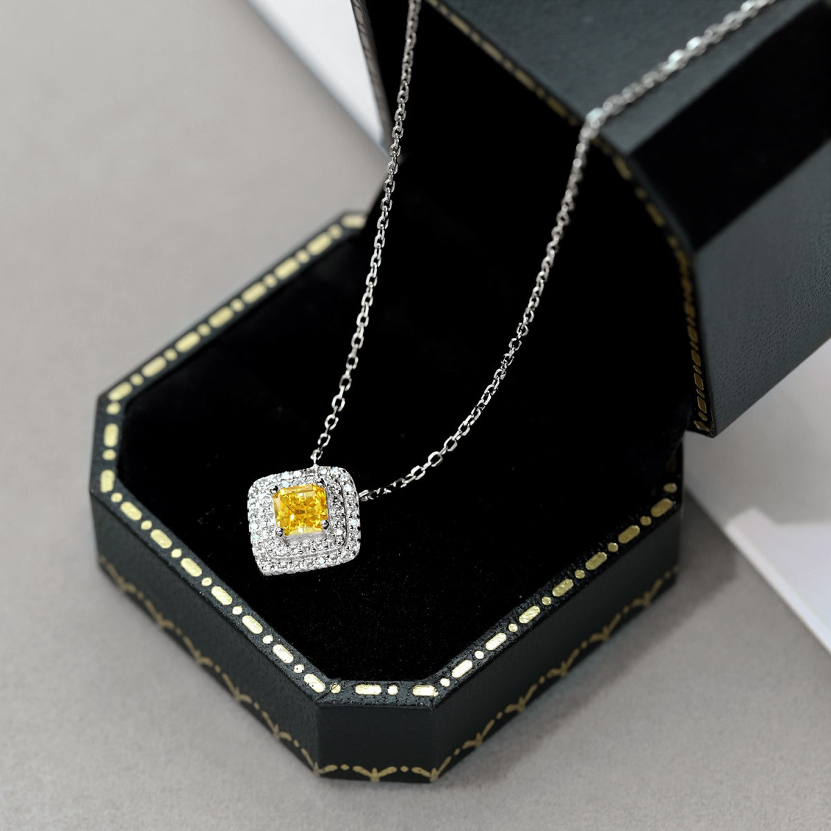 [Olivia JW]Sparkling Asscher Cut Necklace