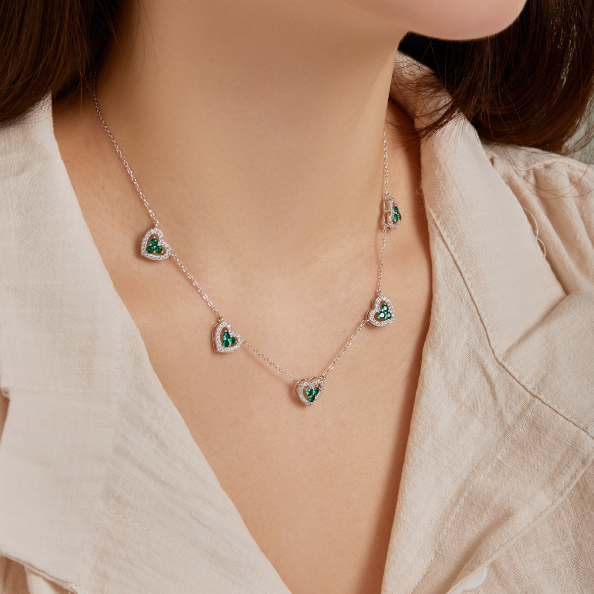 [Olivia JW]Sparkling Five Heart Necklace