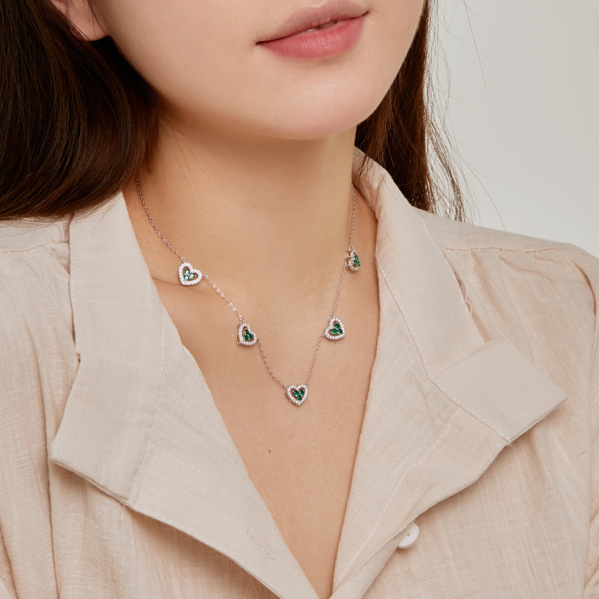 [Olivia JW]Sparkling Five Heart Necklace