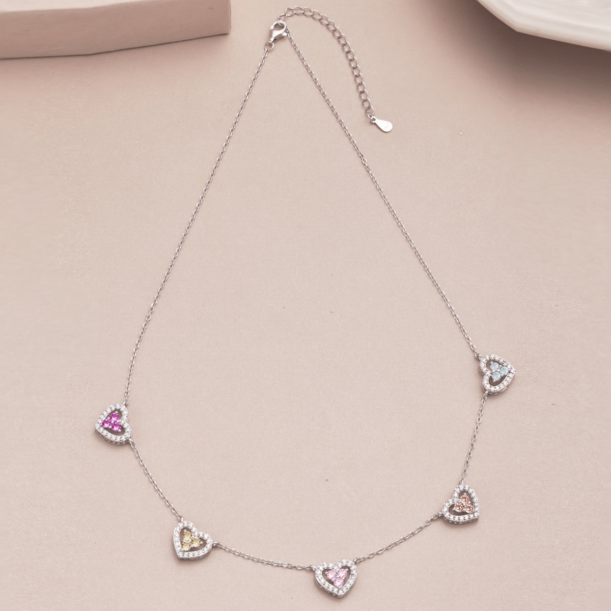 [Olivia JW]Sparkling Five Heart Necklace
