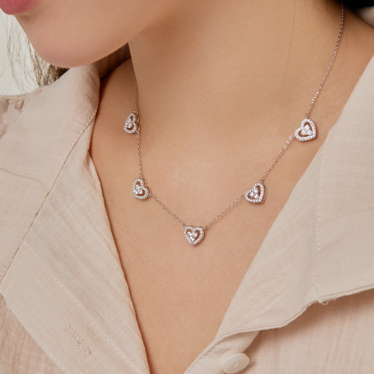 [Olivia JW]Sparkling Five Heart Necklace